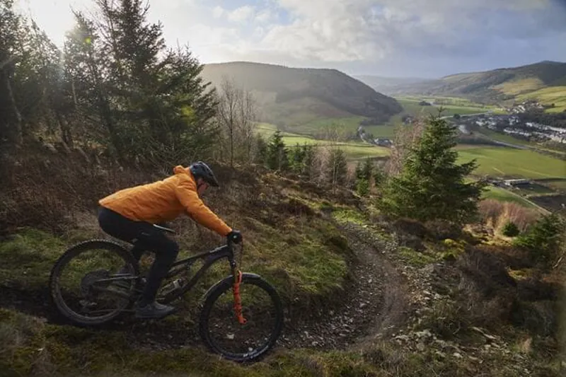 Madison DTE 3-Layer Waterproof Trousers in Black-3