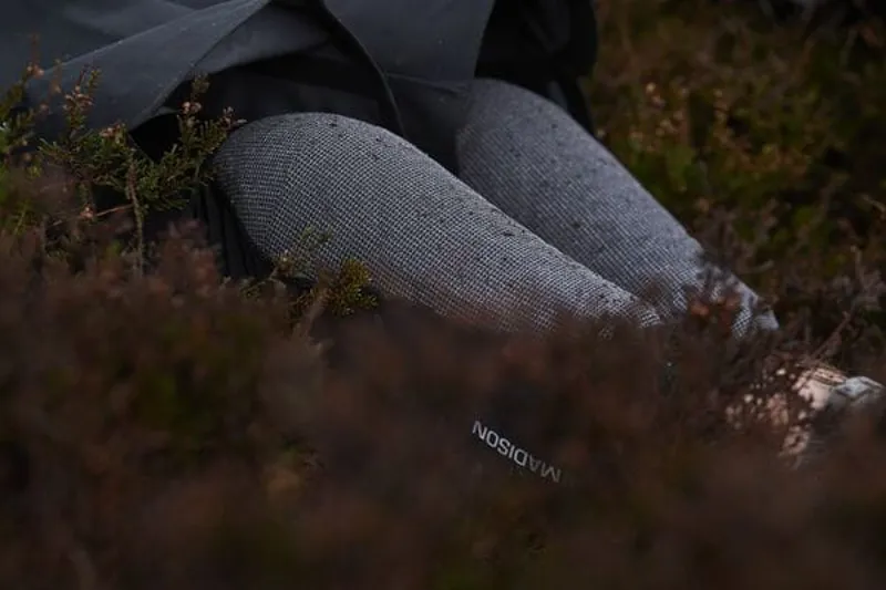 Madison Flux D3O Knee Pad Set in Black-4