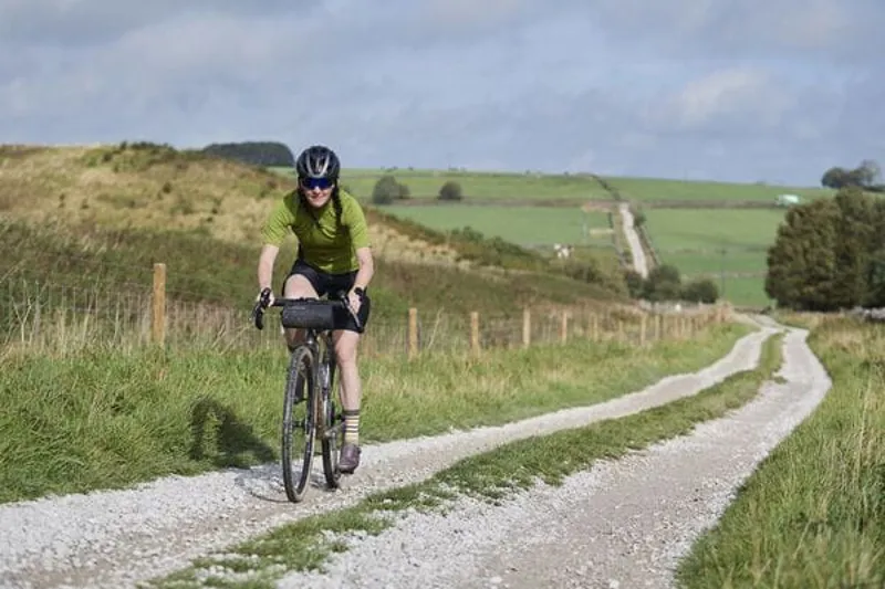 Madison Women's Roam Short Sleeve Jersey in Moss Green-9