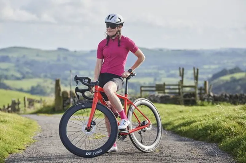 Madison Women's Flux Short Sleeve Jersey in Magenta Pink-7