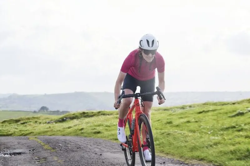 Madison Women's Flux Short Sleeve Jersey in Magenta Pink-8