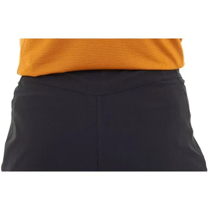 Madison Freewheel Men's Trail Shorts in Black-4