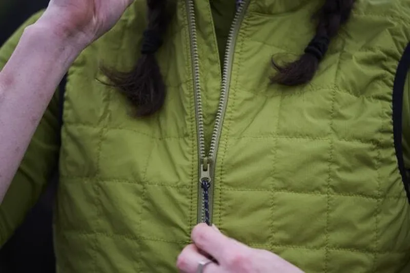 Madison Women's Roam Windproof Packable Primaloft Gilet in Moss Green-7