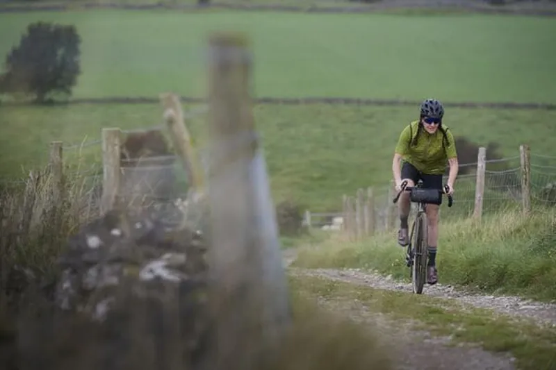 Madison Women's Roam Windproof Packable Primaloft Gilet in Moss Green-8