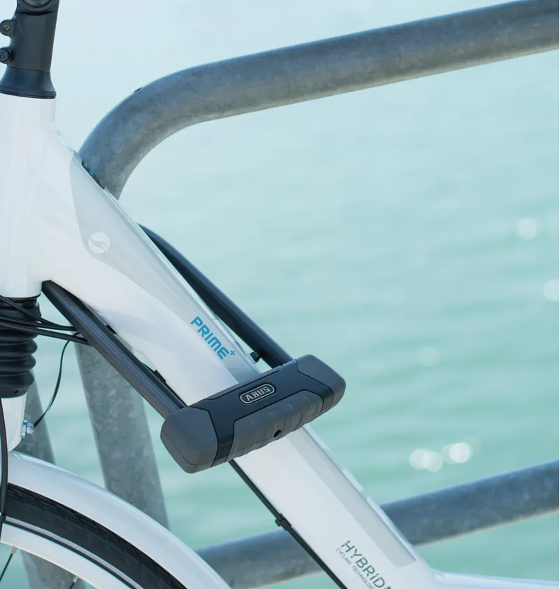 Abus Granit XPlus 540 U-Lock in Black-3