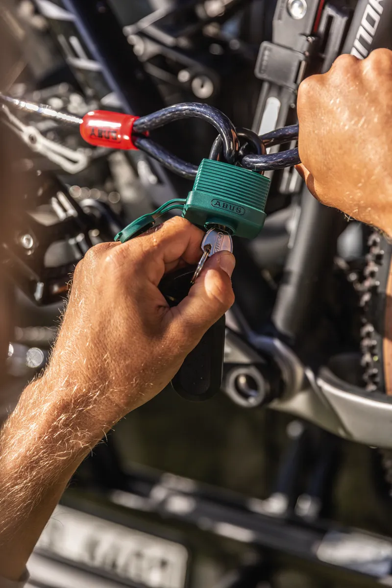 Abus Cobra Extension Cable Black/Red 220cm-2