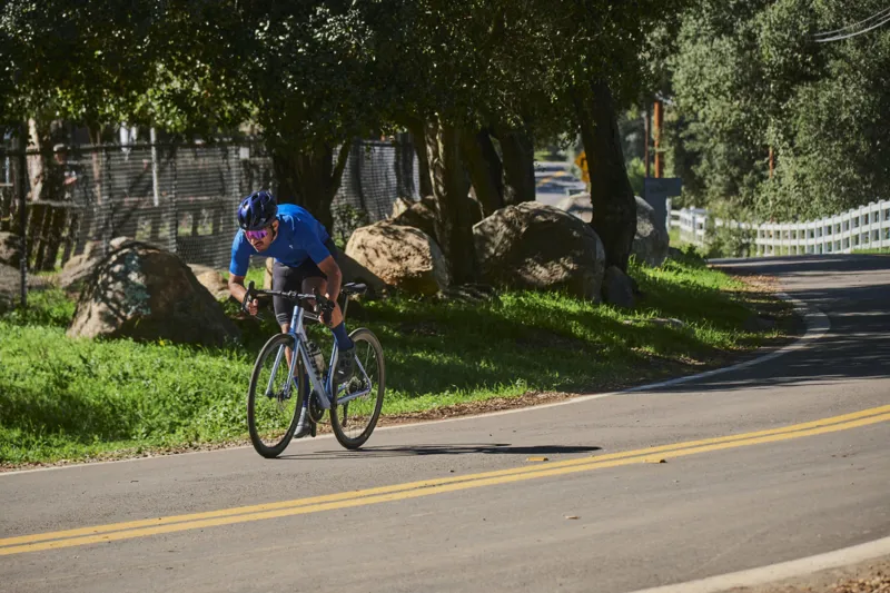 Giant TCR Advanced 0 Di2 Road Bike 2025 in Frost Silver-11