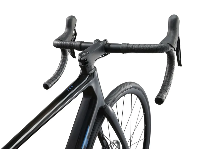 Giant TCR Advanced 2 Road Bike 2025 in Carbon-4