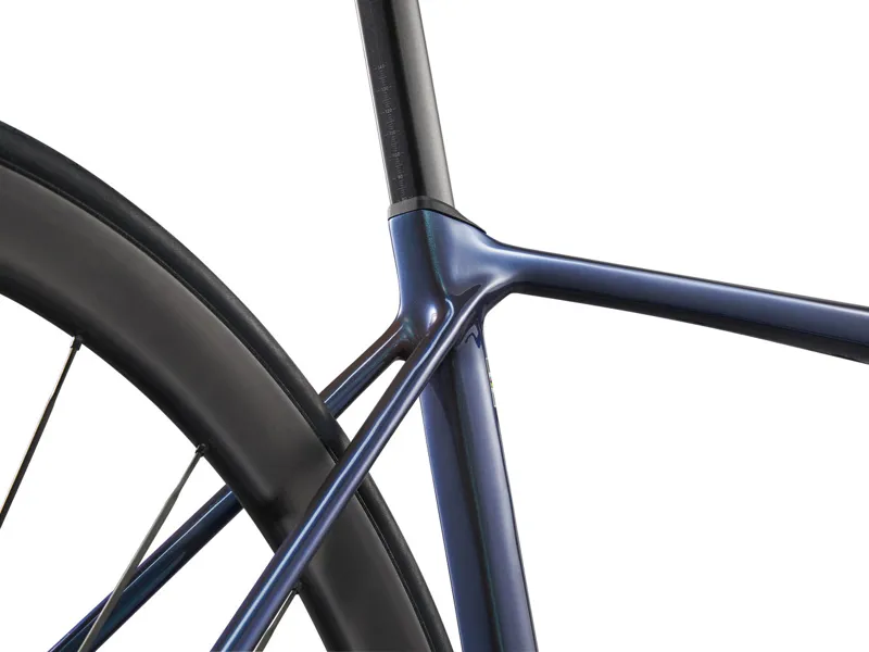 Giant TCR Advanced Pro 0 Di2 Road Bike 2025 in Ocean Twilight-5