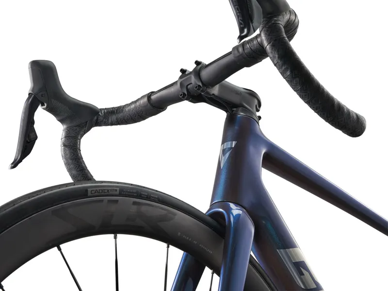 Giant TCR Advanced Pro 0 Di2 Road Bike 2025 in Ocean Twilight-8