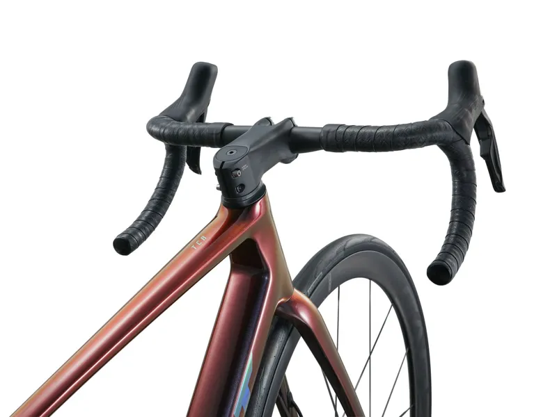 Giant TCR Advanced SL 0 Di2 Road Bike 2025 in Black/Red-9