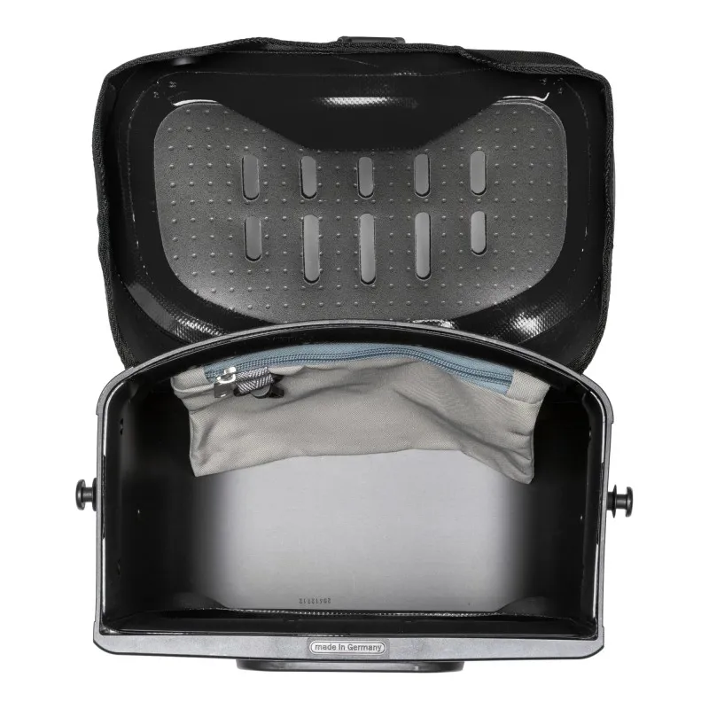 Ortlieb Ultimate 6.5L Handlebar Bag in Black-2