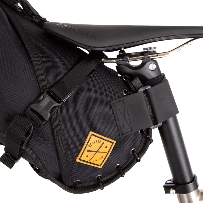 Restrap Saddle Bag 8L in Black/Black-4