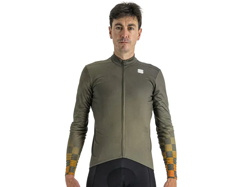 Balfes Bikes Sportful Rocket Thermal Jersey in Beetle | Free postage over £30, £10 off first order, price match & 0% finance.