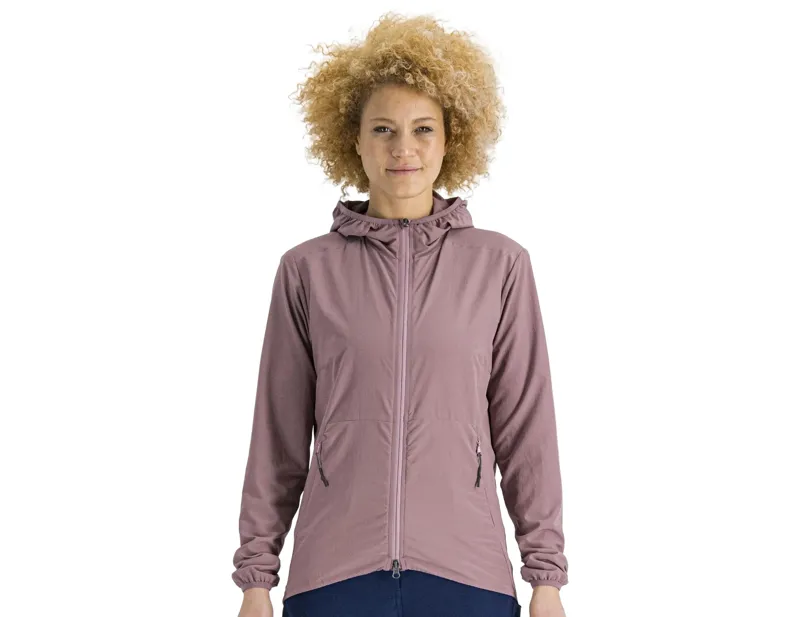 Balfes Bikes Sportful Metro Women's Light Jacket in Mauve | Free postage over £30, £10 off first order, price match & 0% finance.