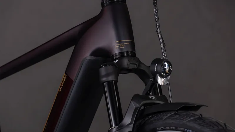 Cube Kathmandu Hybrid Comfort SLX 800 Electric Hybrid Bike 2026 in SolarEclipse/Gold-5