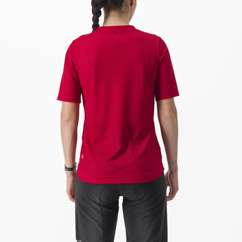 Castelli Trail Tech 2 Women's T-Shirt in Red-1