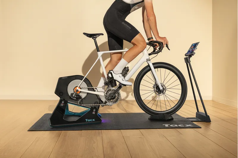 Tacx NEO 2T Smart Trainer with Zwift Cog and Click-1