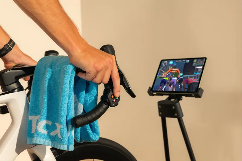 Tacx NEO 2T Smart Trainer with Zwift Cog and Click-6