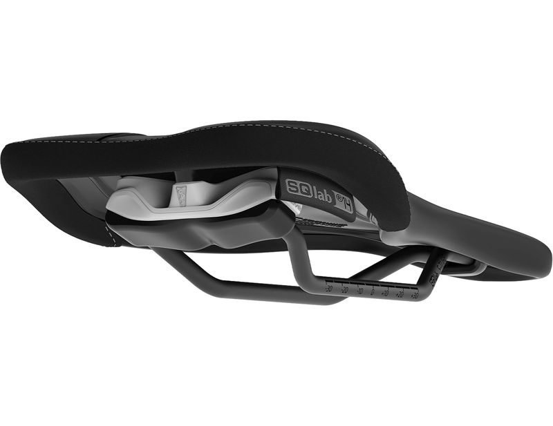 SQlab 611 Ergowave Active S-Tube 2.1 Saddle in Black-5