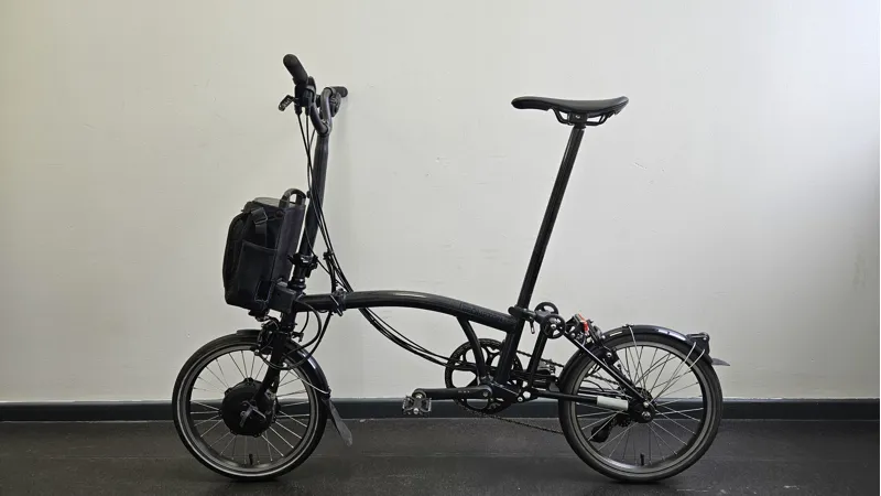 EX DEMO Brompton Electric P Line Explore 12 Speed Folding Bike High 2025 in Midnight Black-5