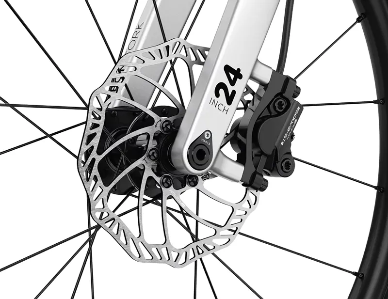 Woom Off 5 24in Kids Mountain Bike 2027 in Black-6