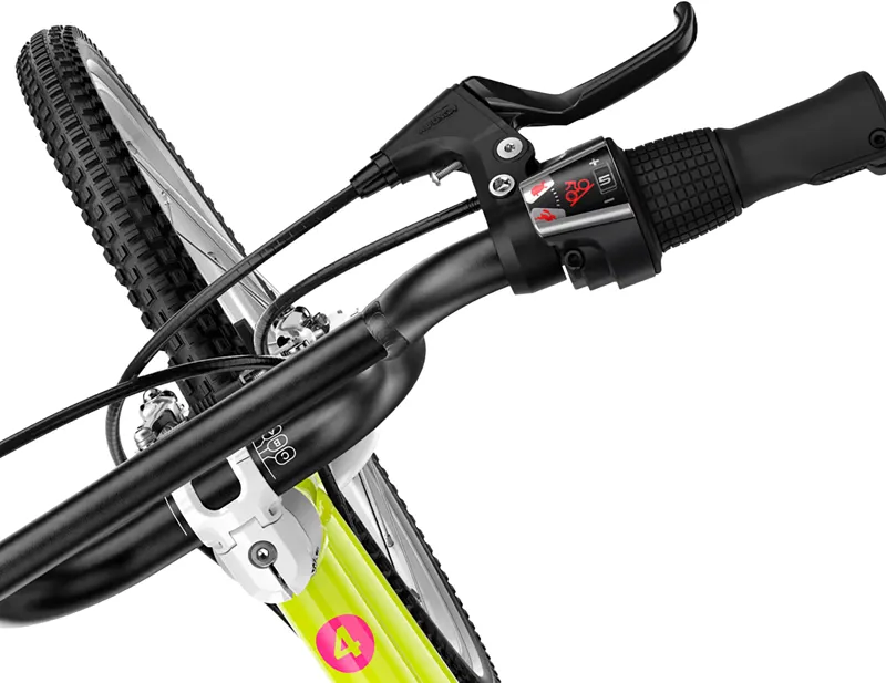 Woom Go 4 20in Kids Bike 2027 in Neon Lime-11