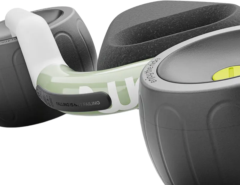 Woom Wow Self-Balancing Bike in Soft Sprout-6
