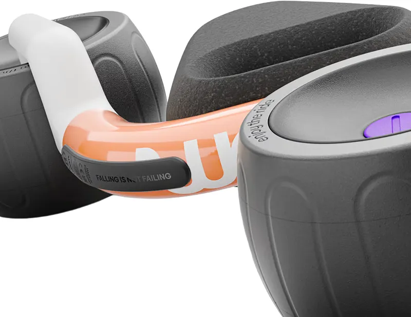 Woom Wow Self-Balancing Bike in Pop Peach-6