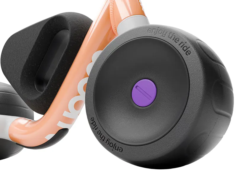 Woom Wow Self-Balancing Bike in Pop Peach-4