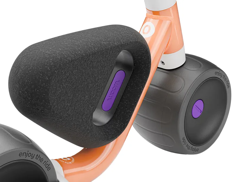 Woom Wow Self-Balancing Bike in Pop Peach-7