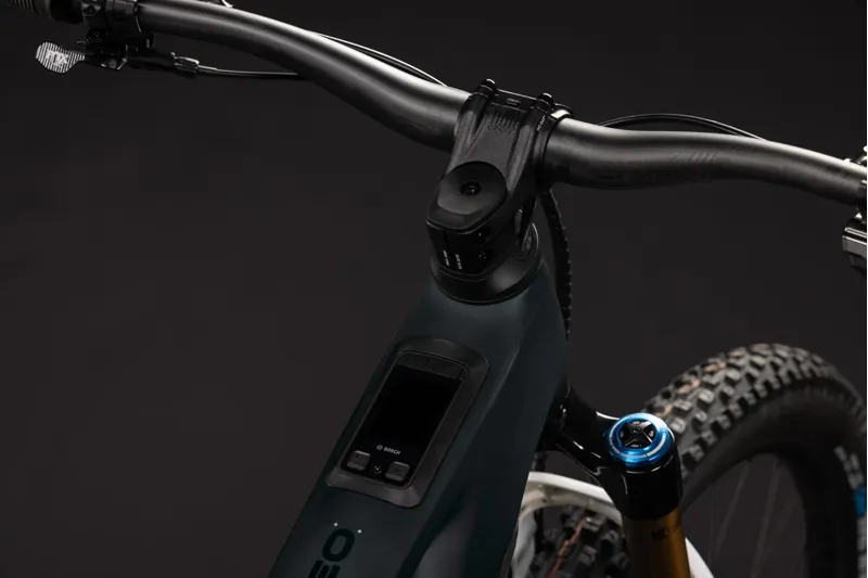 Cube Stereo Hybrid One44 HPC At 800 Electric Full Sus MTB 2027 in Carbon/White-7