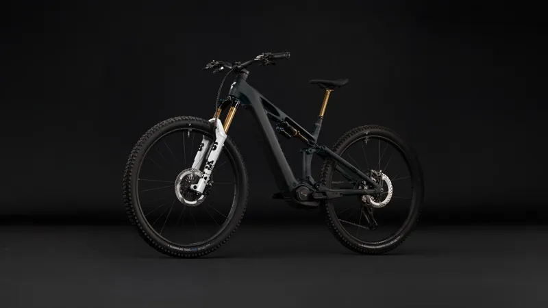 Cube Stereo Hybrid One44 HPC At 800 Electric Full Sus MTB 2027 in Carbon/White-9