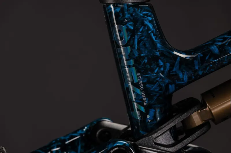 Cube Stereo Hybrid One44 HPC SLT 800 Electric Full Sus MTB 2027 in Splinternavy/Prizm-4