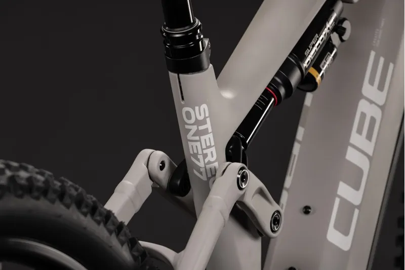 Cube Stereo Hybrid One77 HPC Race 800 Electric Full Sus MTB 2027 in Oatgrey/Yellow-7