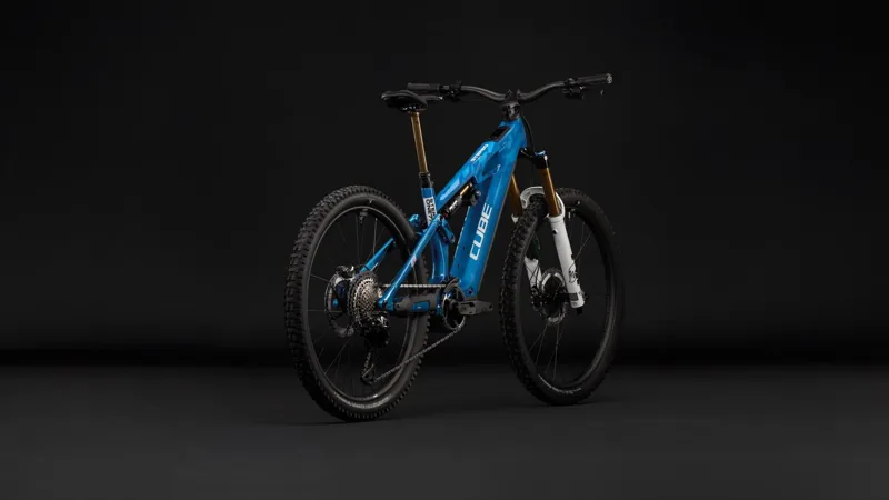 Cube Stereo Hybrid One77 HPC At 800 Electric Full Suspension MTB 2027 in Actionteam-3