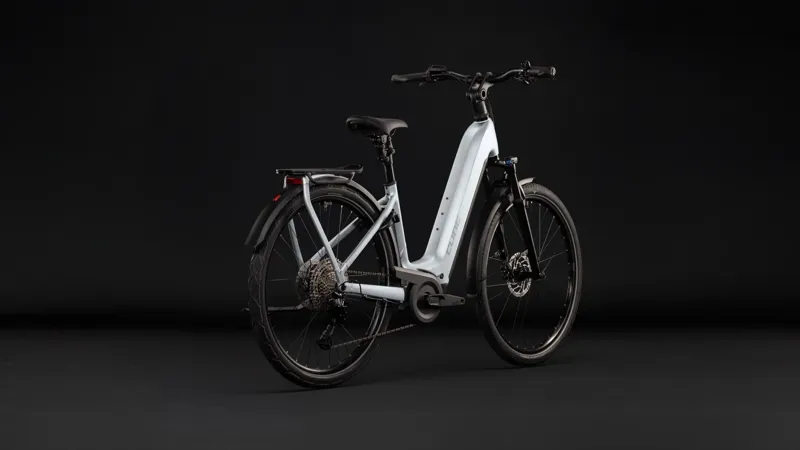 Cube Kathmandu Hybrid One 800 Electric Aluminium bike 2027 in Silverstar/Reflex-3