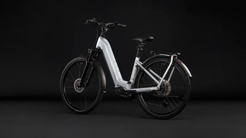 Cube Kathmandu Hybrid One 800 Electric Aluminium bike 2027 in Silverstar/Reflex-1