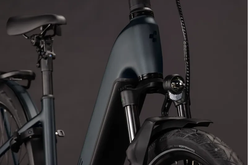 Cube Kathmandu Hybrid Pro 800 Electric Aluminium bike 2027 in Coal/Black-5