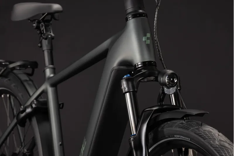 Cube Kathmandu Hybrid Deluxe Pro 800 Electric Aluminium bike 2027 in Blackforest/Chrome-5