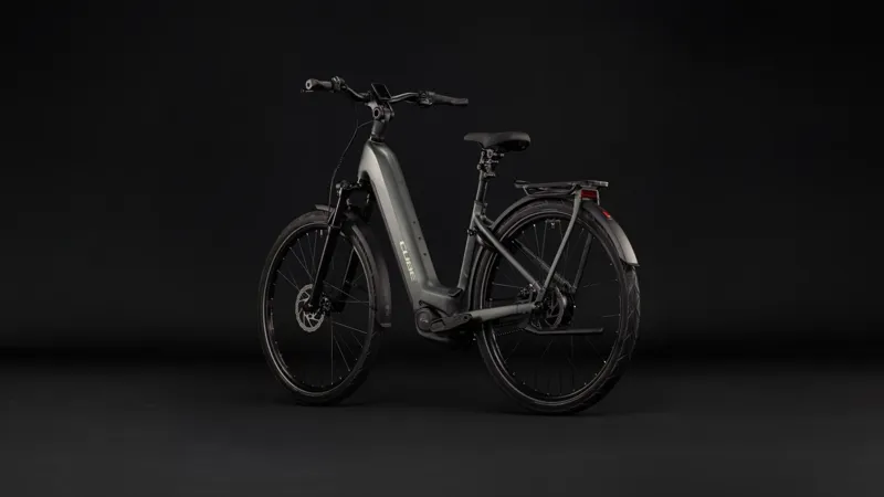Cube Kathmandu Hybrid Deluxe Pro 800 Electric Aluminium bike 2027 in Blackforest/Chrome-1