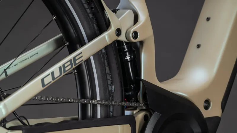 Cube Kathmandu Hybrid One11 HPC SLT 800 Electric Carbon bike 2027 in Glintsand/Oatgrey-6
