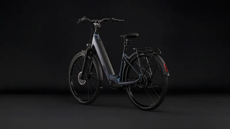 Cube Supreme Hybrid Deluxe One 600 Electric Aluminium bike 2027 in Navyblack/Black-2
