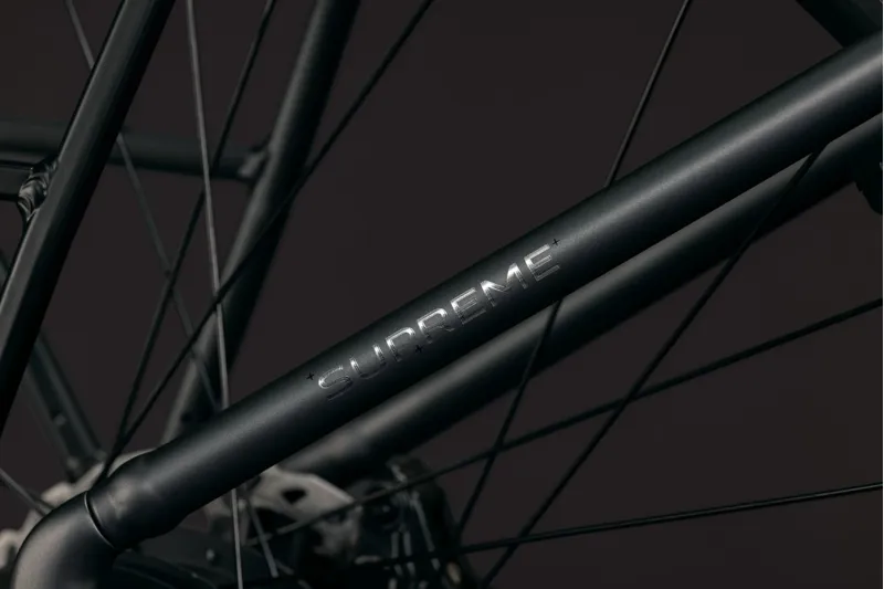 Cube Supreme Hybrid Deluxe SLT 600 Electric Aluminium bike 2027 in Slabgrey/Chrome-9