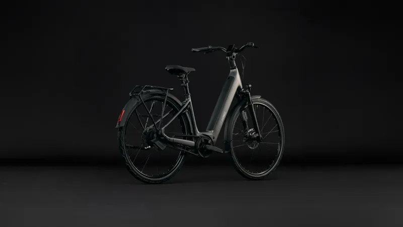 Cube Supreme Hybrid Deluxe SLT 600 Electric Aluminium bike 2027 in Slabgrey/Chrome-4