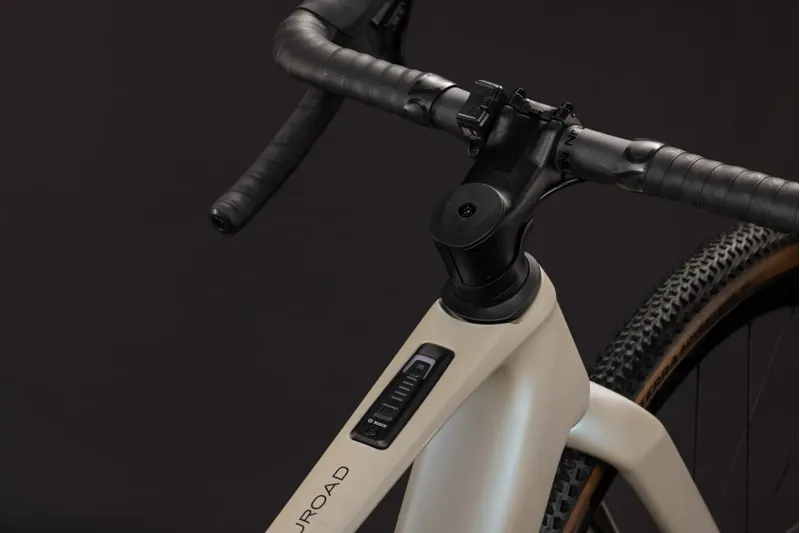 Cube Nuroad Hybrid C:62 SLX 400X Carbon Electric bike 2027 in Glintsand/Black-1