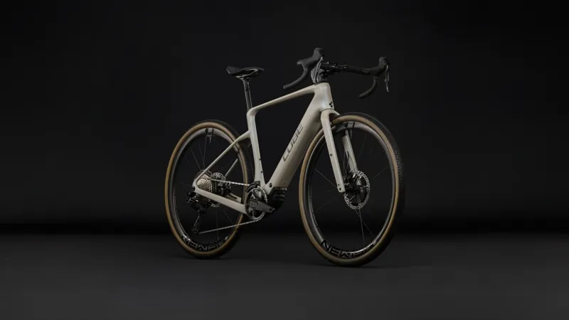 Cube Nuroad Hybrid C:62 SLX 400X Carbon Electric bike 2027 in Glintsand/Black-5