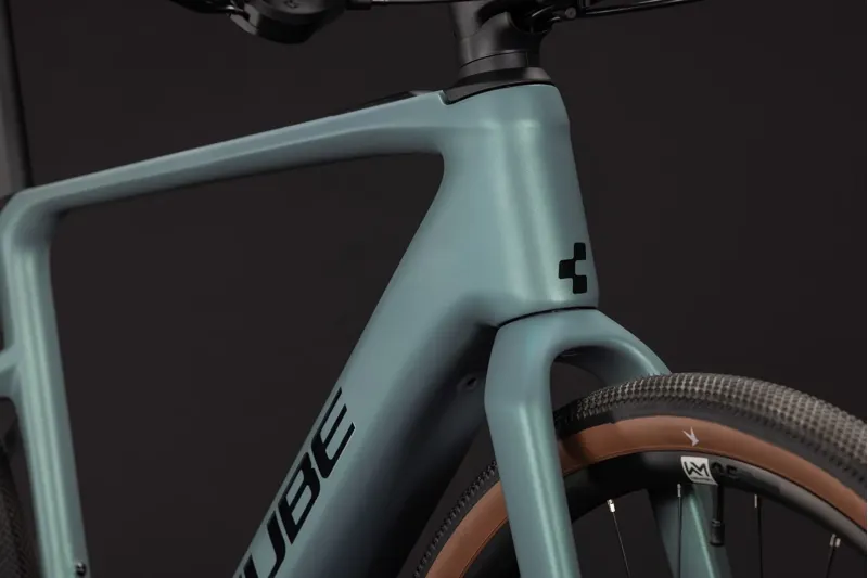 Cube Nulane Hybrid C:62 Race 400X Carbon Electric bike 2027 in Seagrey/Black-6