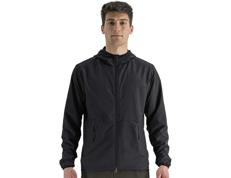 Balfes Bikes Sportful Metro Light Jacket in Black | Free postage over £30, £10 off first order, price match & 0% finance.