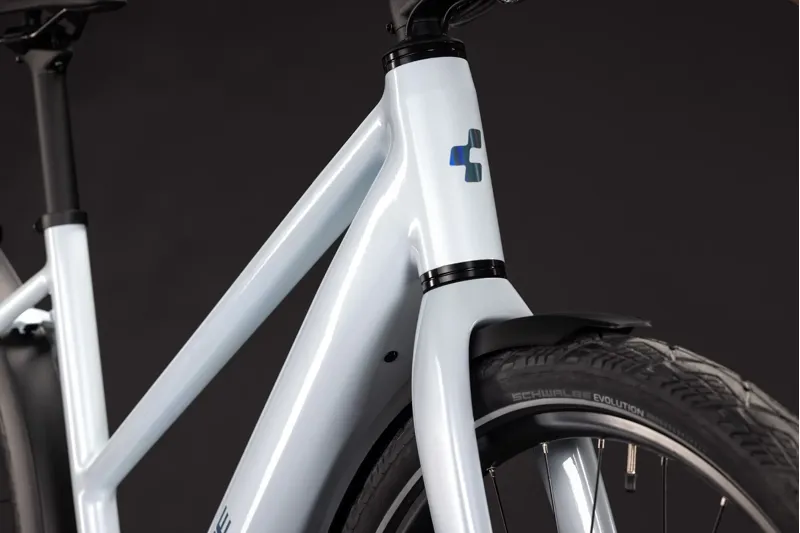 Cube Editor Hybrid SLT 400X FE Electric Trapeze Frame Aluminium bike 2027 in Glacier/Prizm-6